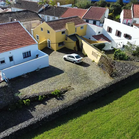 Ferienhaus Casa Do Becco Angra do Heroísmo